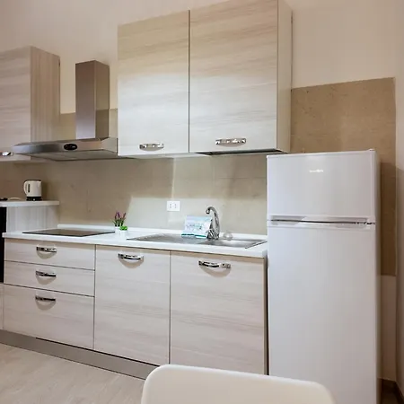 Vacanze Cisternone Centro Bed & Breakfast *