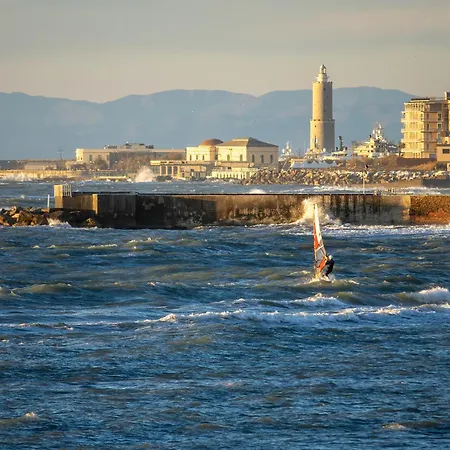 Vacanze Cisternone Centro Bed & Breakfast