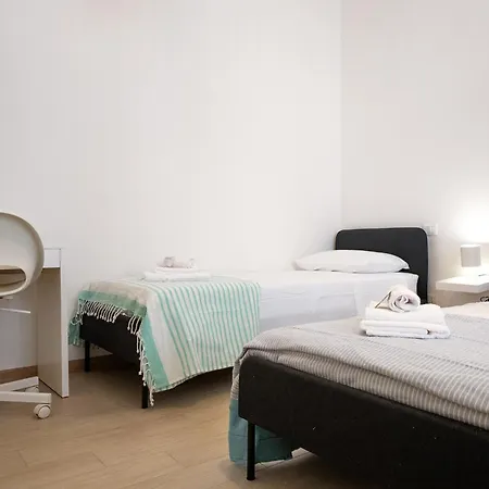 Vacanze Cisternone Centro *